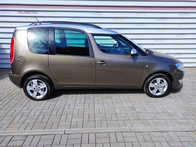 Škoda - Roomster - 1,2TSi 63kW,ČR,Tempomat,TZ Škoda - Roomster - 1,2TSi 63kW,ČR,Tempomat,TZ