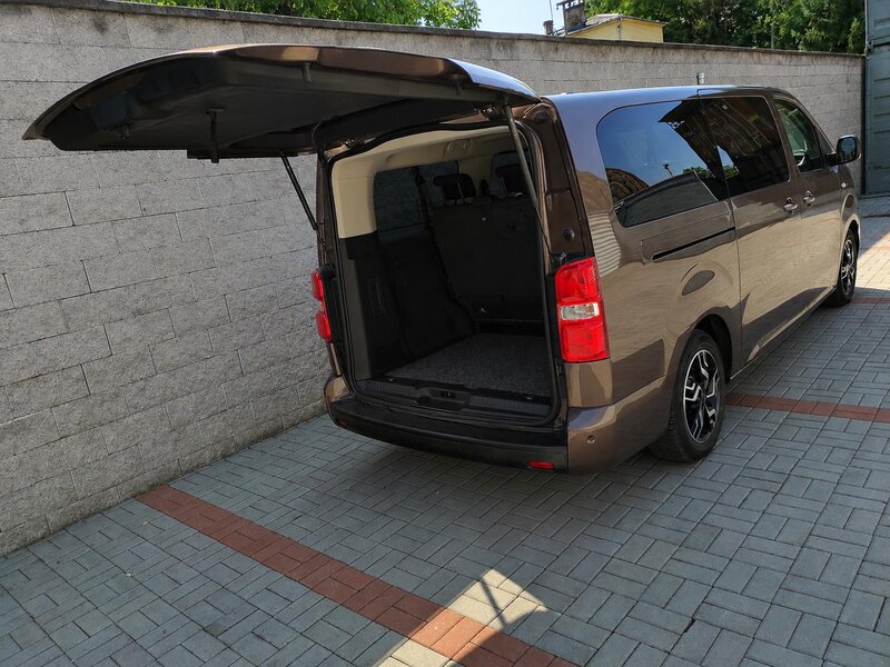 Toyota - ProAce Verso - 2,0D-4D130kW,L2, Shuttle,ČR