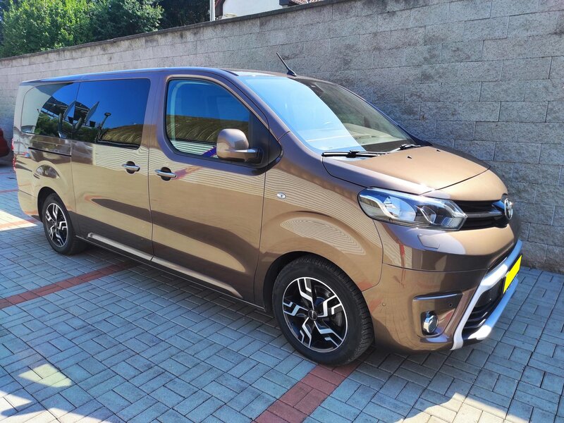 Toyota - ProAce Verso - 2,0D-4D130kW,L2, Shuttle,ČR