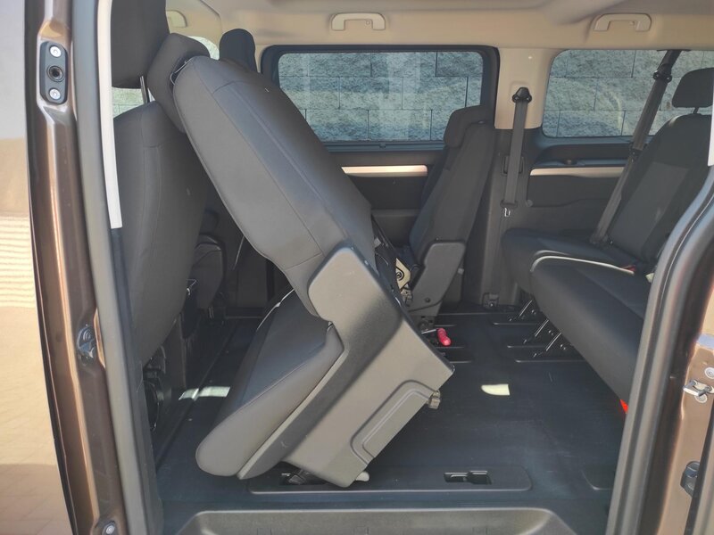 Toyota - ProAce Verso - 2,0D-4D130kW,L2, Shuttle,ČR