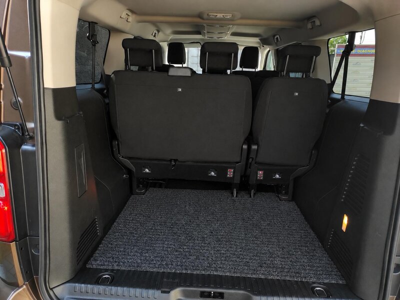 Toyota - ProAce Verso - 2,0D-4D130kW,L2, Shuttle,ČR