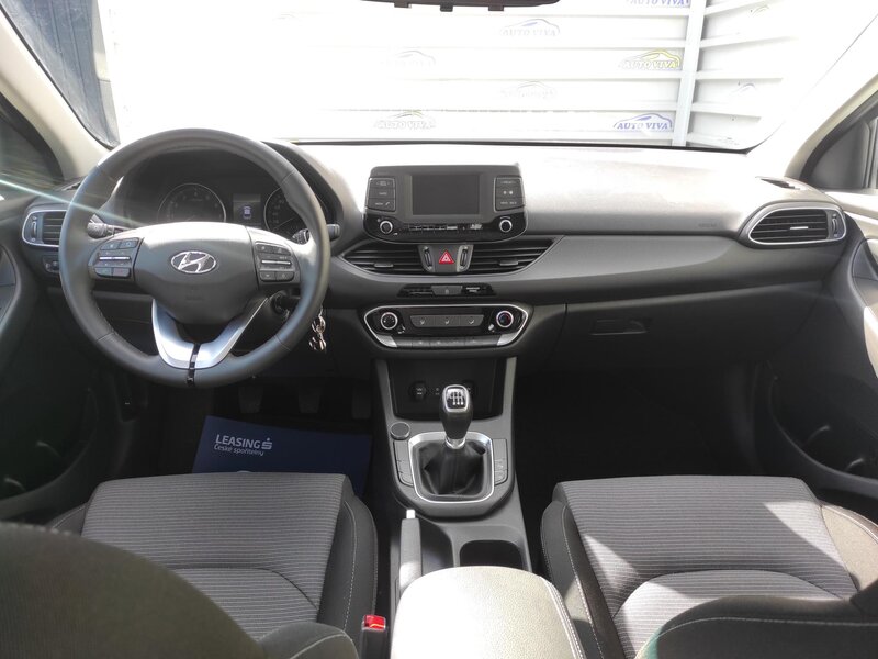 Hyundai - i30 - 1,4DOHC 16V,73kW,Top KM Hyundai - i30 - 1,4DOHC 16V,73kW,Top KM
