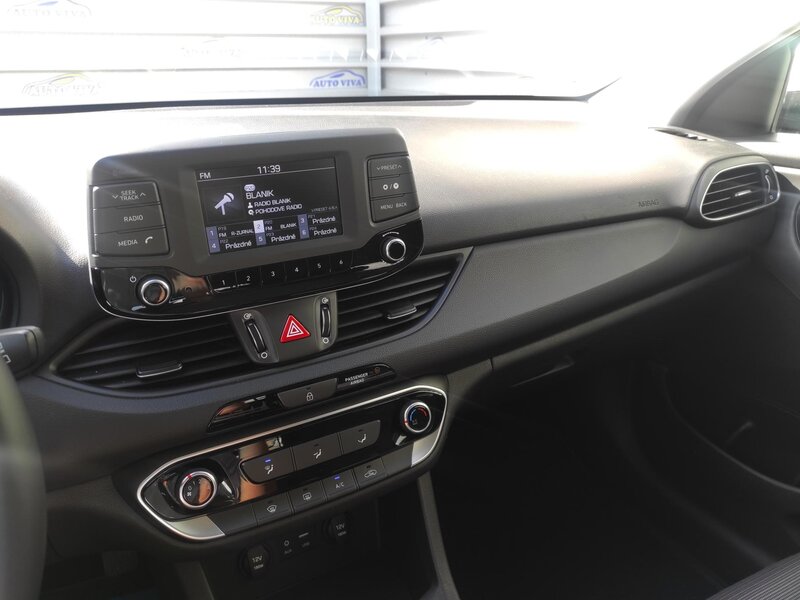 Hyundai - i30 - 1,4DOHC 16V,73kW,Top KM Hyundai - i30 - 1,4DOHC 16V,73kW,Top KM