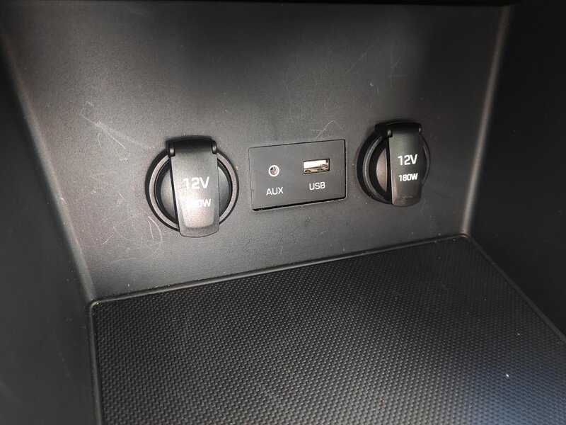 Hyundai - i30 - 1,4DOHC 16V,73kW,Top KM Hyundai - i30 - 1,4DOHC 16V,73kW,Top KM
