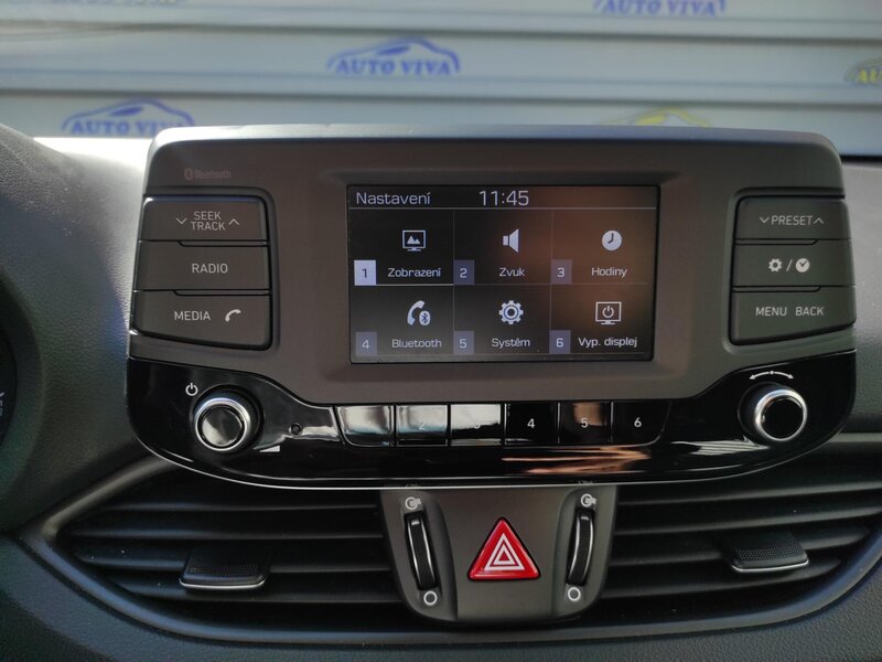Hyundai - i30 - 1,4DOHC 16V,73kW,Top KM Hyundai - i30 - 1,4DOHC 16V,73kW,Top KM