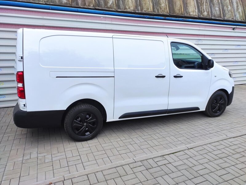 Toyota - ProAce - 2,0D-4D 106kW, L2, ACTIVE, ČR