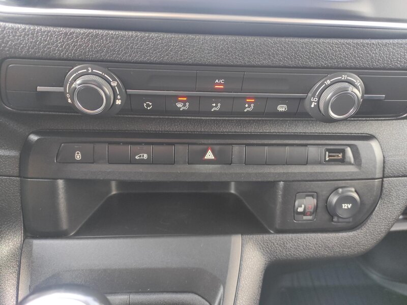 Toyota - ProAce - 2,0D-4D 106kW, L2, ACTIVE, ČR