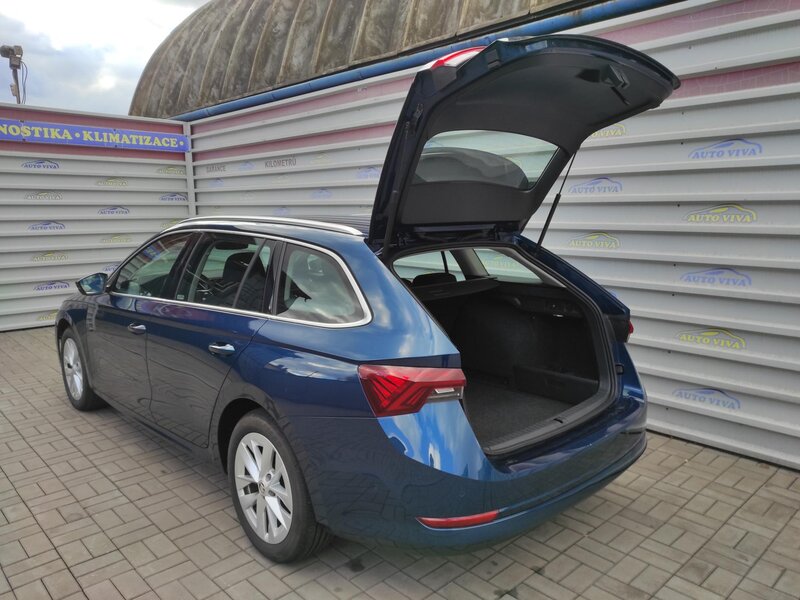 Škoda - Octavia - 2,0TDi 85kW, DSG, STYLE, ČR