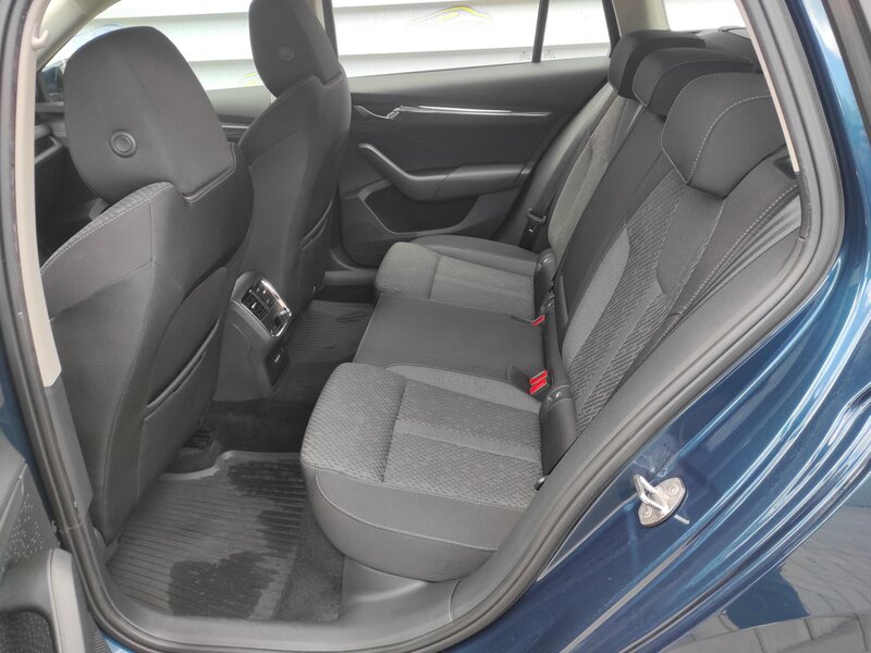 Škoda - Octavia - 2,0TDi 85kW, DSG, STYLE, ČR
