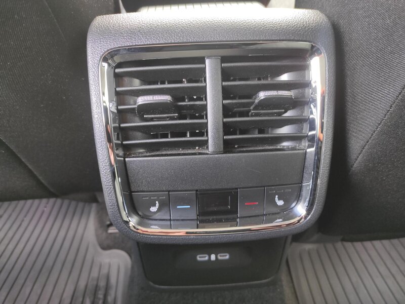 Škoda - Octavia - 2,0TDi 85kW, DSG, STYLE, ČR