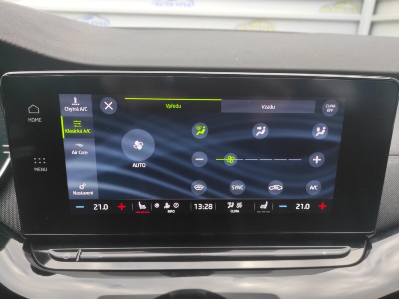 Škoda - Octavia - 2,0TDi 85kW, DSG, STYLE, ČR