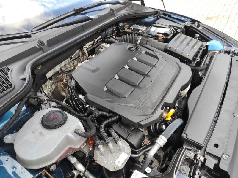 Škoda - Octavia - 2,0TDi 85kW, DSG, STYLE, ČR