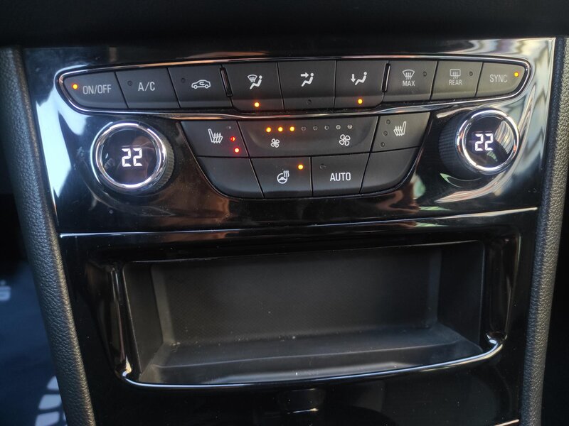 Opel - Astra - 1,2Turbo, 107kW, Elegance, S/s